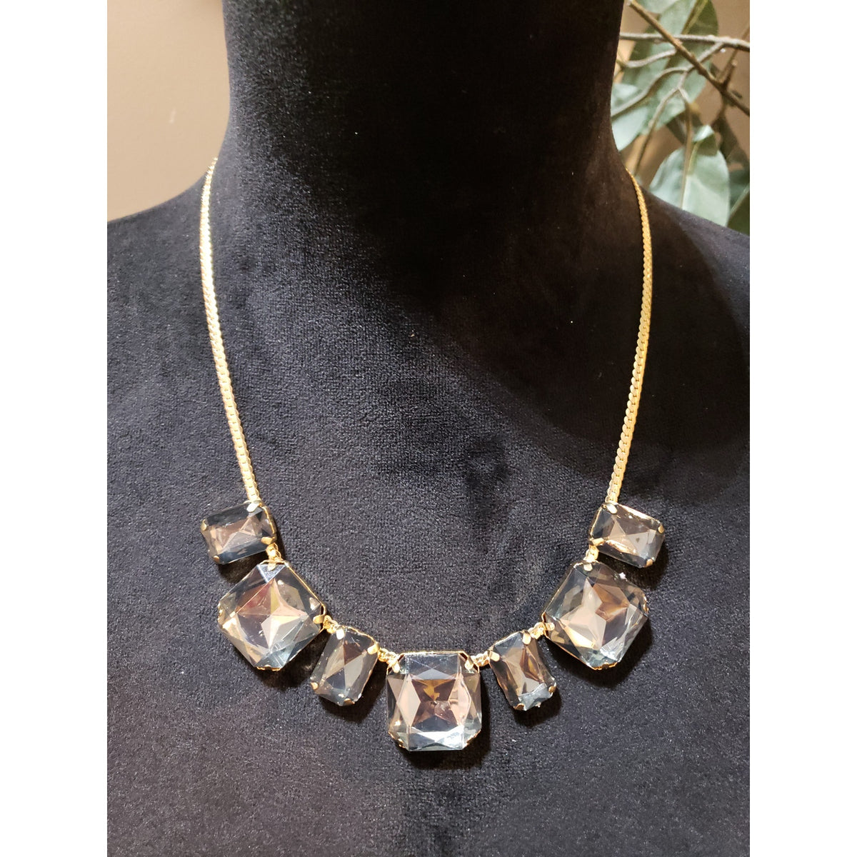 Womens Gold Tone Faceted Crystal Squared Away Collar Necklace with Lobster Clasp