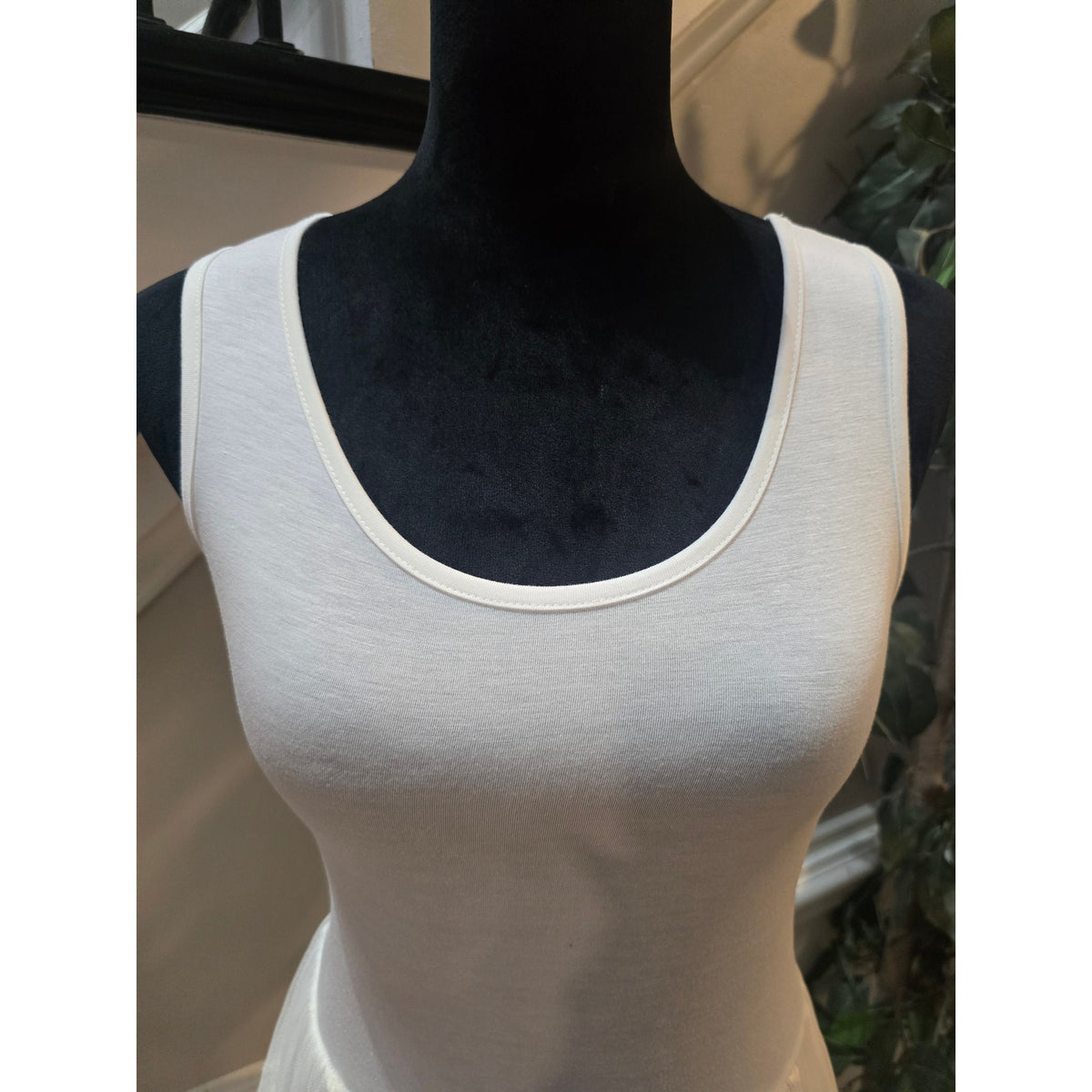 Olive des Olive A-Line Dress Women's Small White Floral Embroidered Scoop Neck
