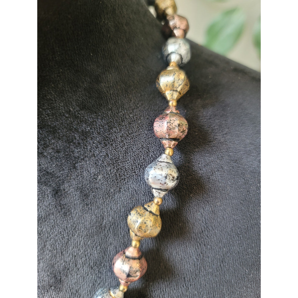 Women's Lightweight Multicolor Oxidized Beaded Necklace Elegant Jewelry