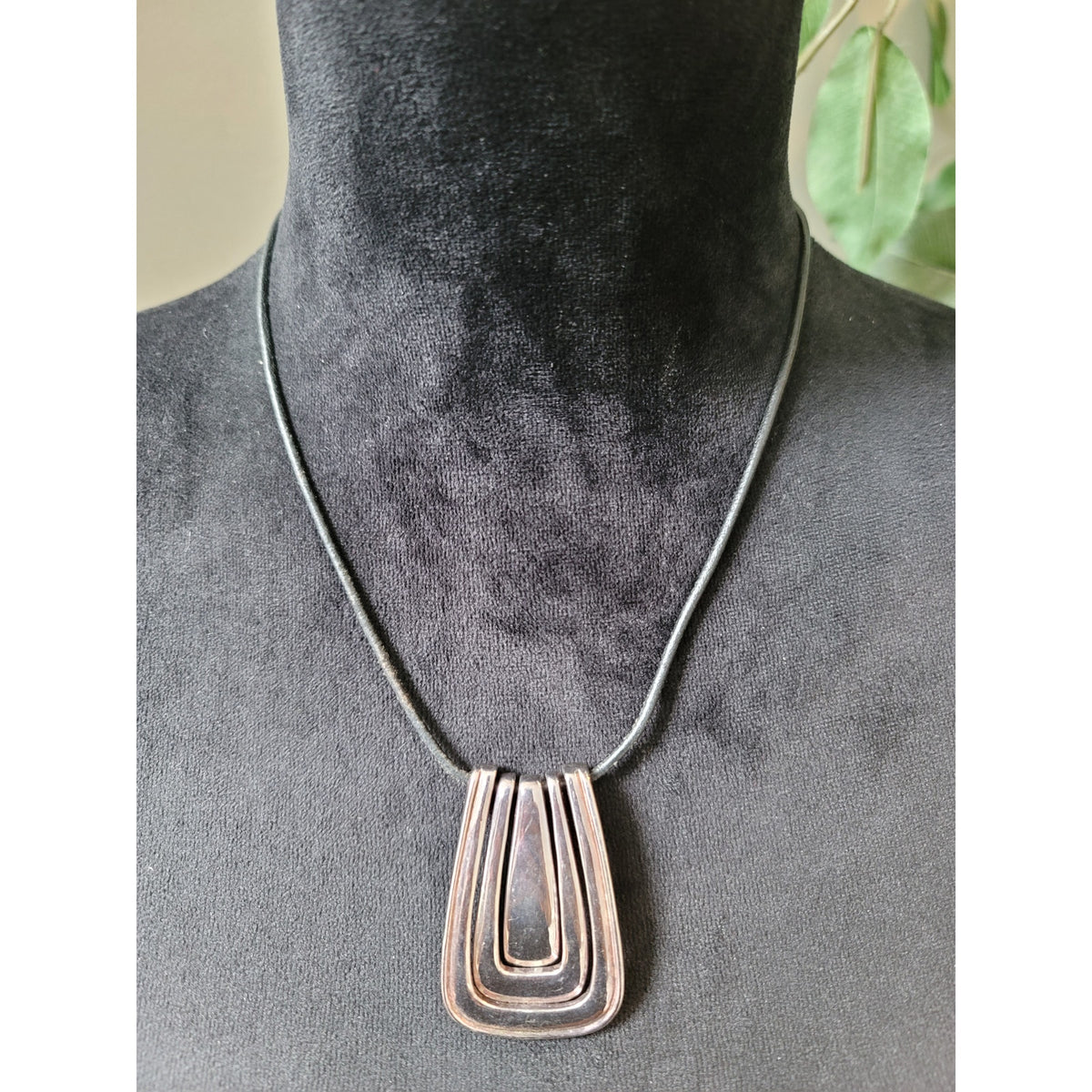 Chico's Modern Geometric Pendant Necklace With Lobster Clasp Black Cord Jewelry