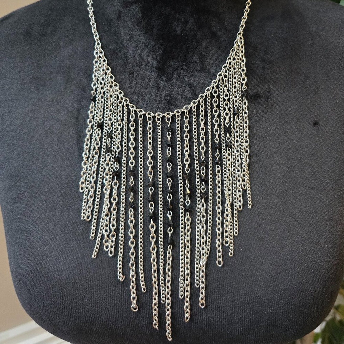 Women Fashion Silver Tone Fringe Chain Necklace Jewelry with Lobster Clasp