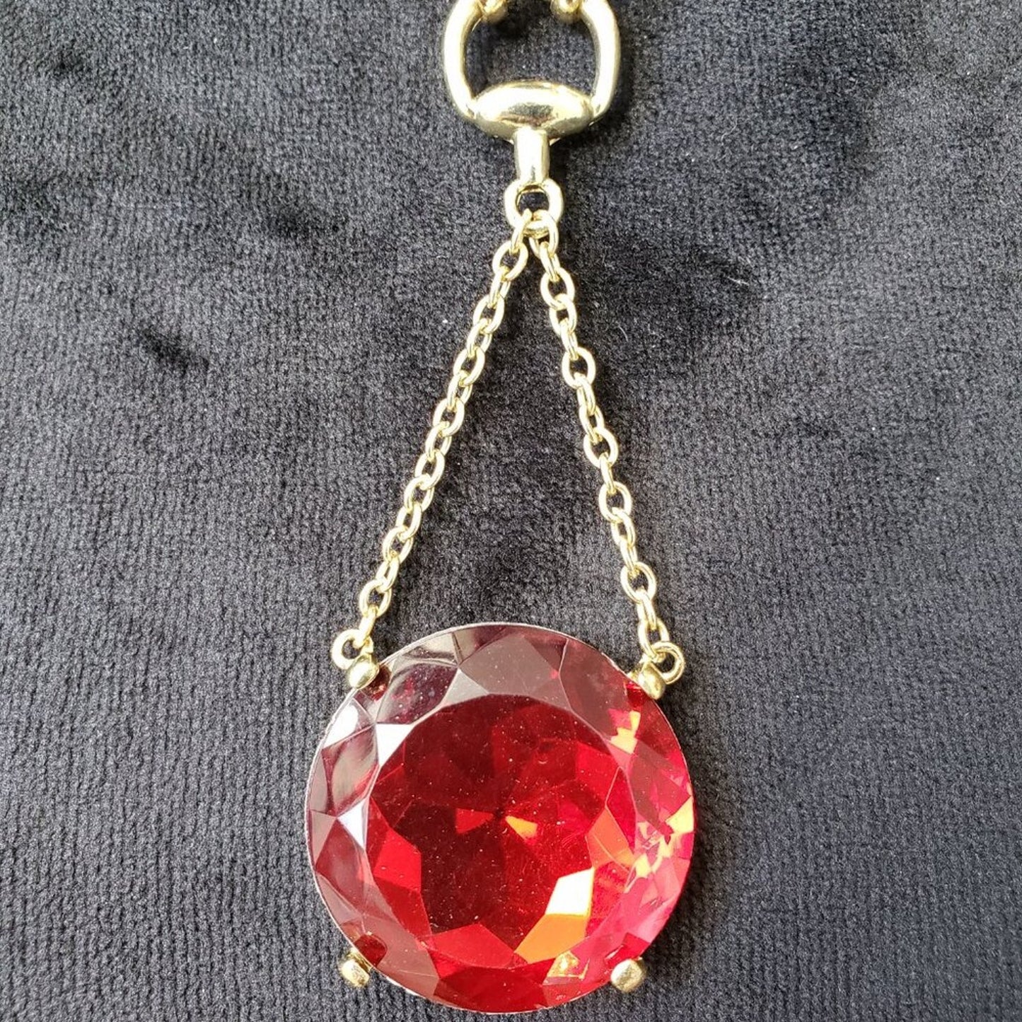 Womens Fashion Red Gemstone Round Pendant Necklace Jewelry with Lobster Clasp