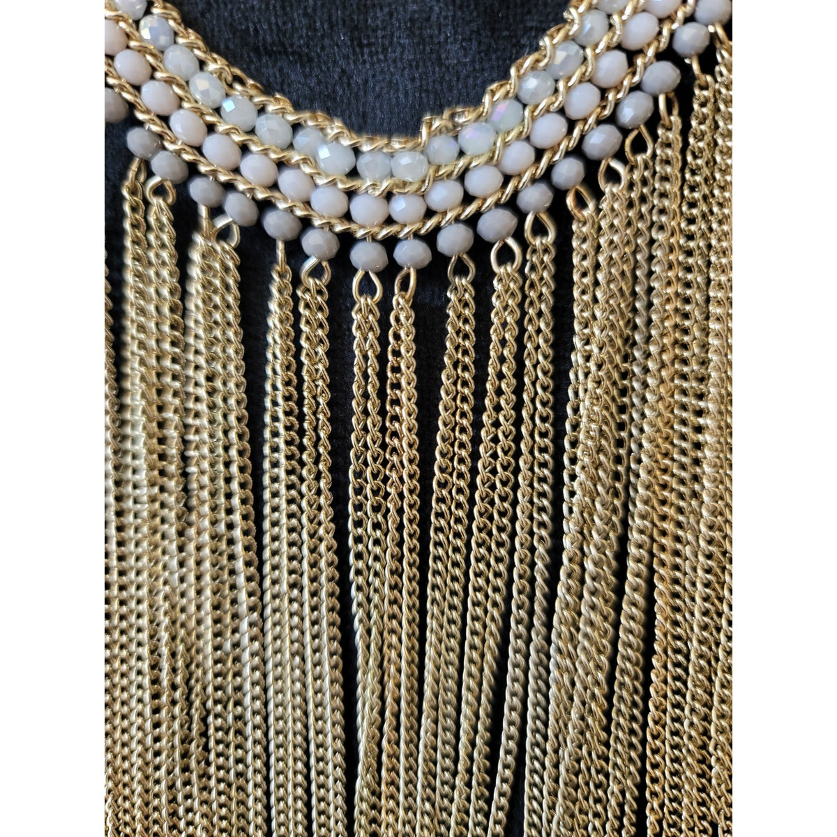 Women's Stella And Dot Red Statement Necklace With Gold Chain And Lobster Clasp