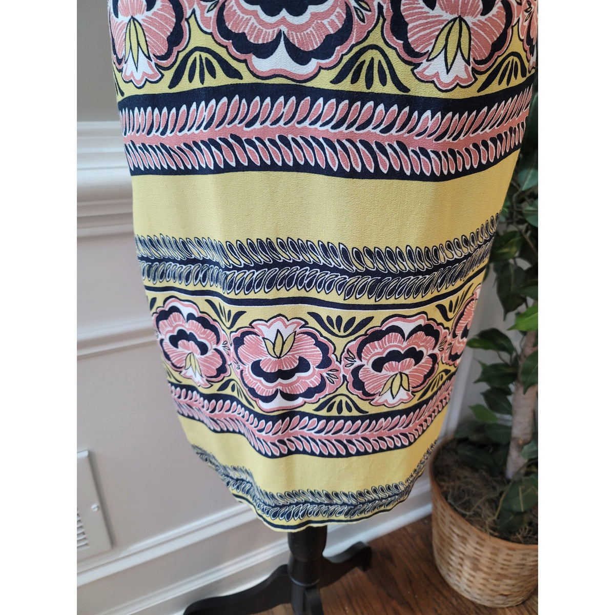 Loft Sheath Dress Women Size M Yellow Pink Blue Floral Print Sleeveless Summer