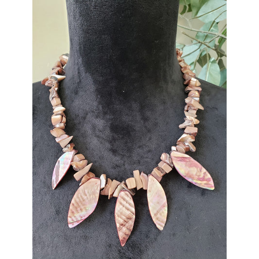 Womens Bontoc Tribal Talisman Ceremonial Inspired Dyed Mother of Pearl Necklace