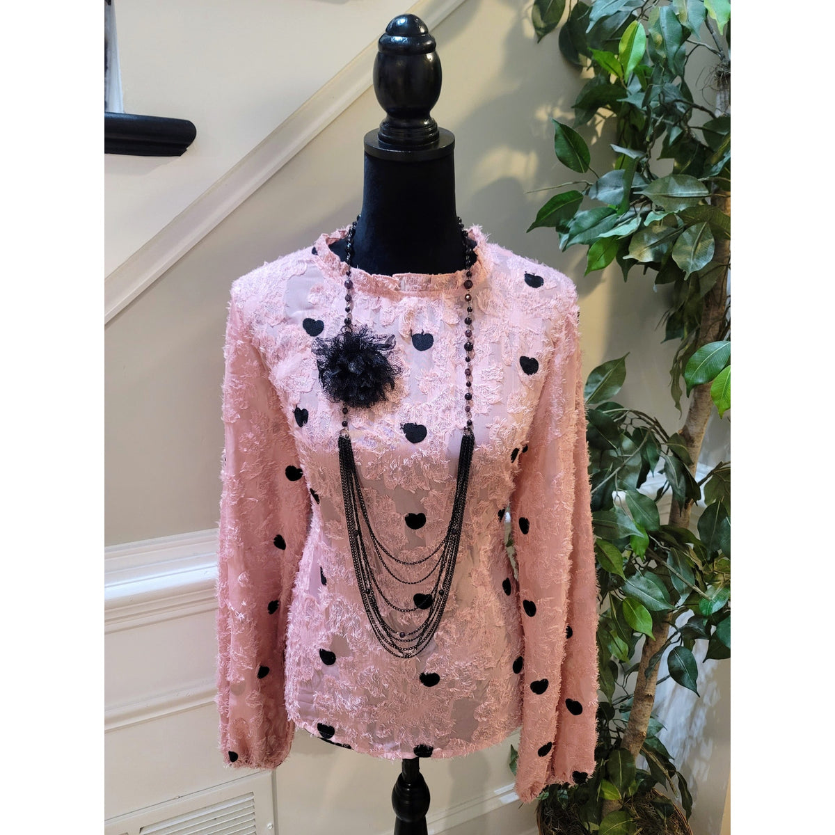 Shein Blouse Women's XL Pink Black Textured Heart Ruffle Crew Balloon Sleeve