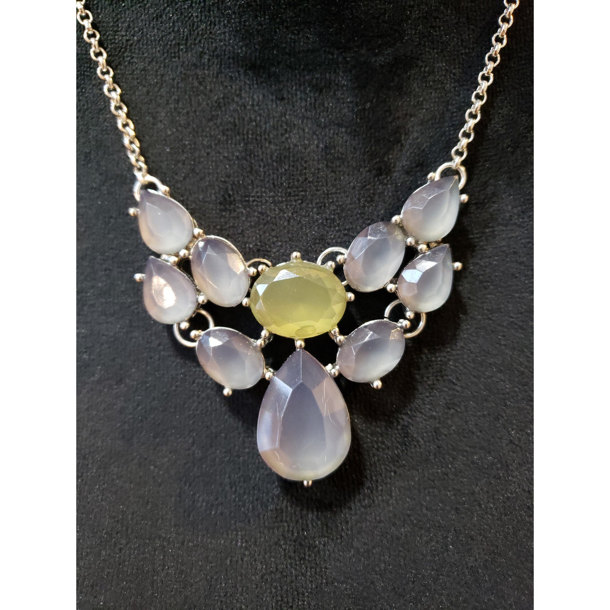 Women Silver White Yellow Gemstone Statement Necklace Elegant Vintage Jewelry