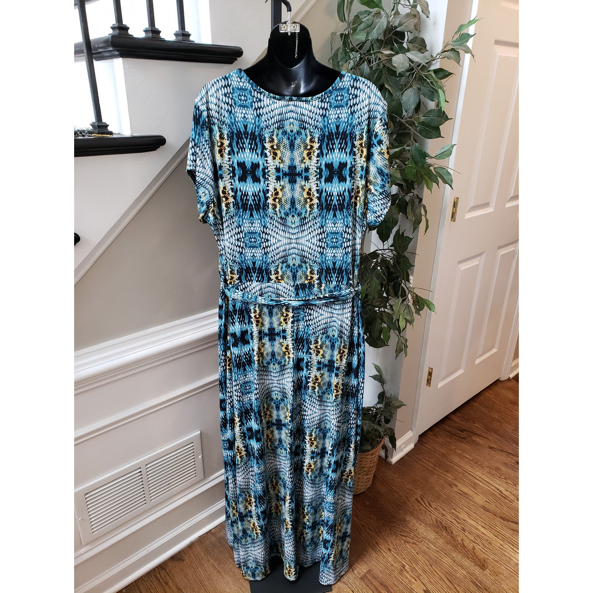 Ashley Stewart Maxi Dress Women XL Blue Black Snake Print Stretch Wrap Belted