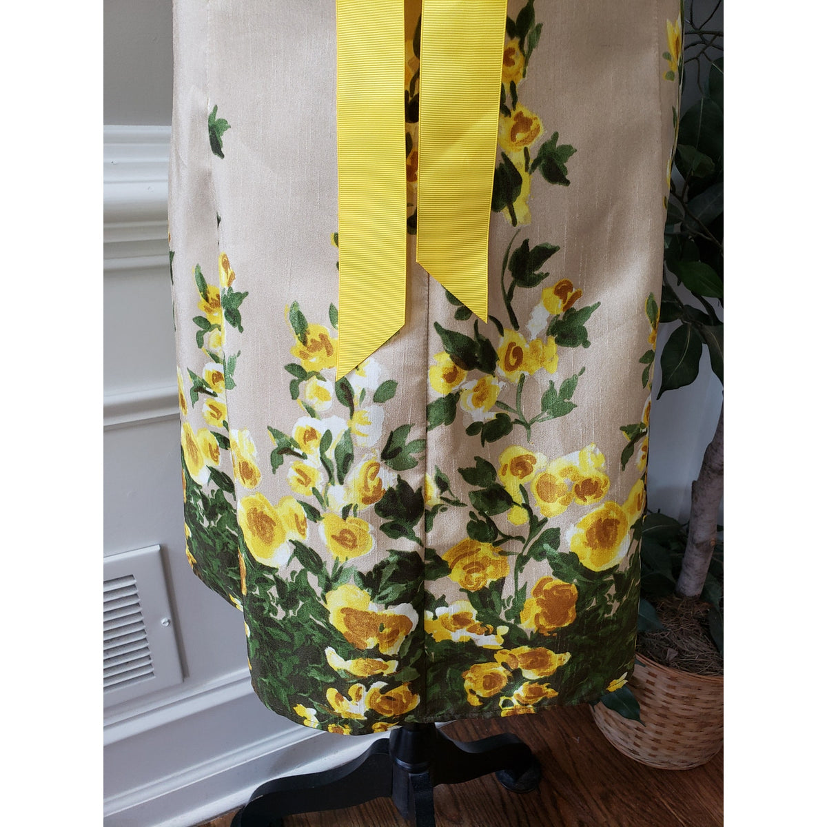 Annalee + Hope Shift Dress Womens 10 Yellow Floral Bow Waist Scoop Neck Back Zip