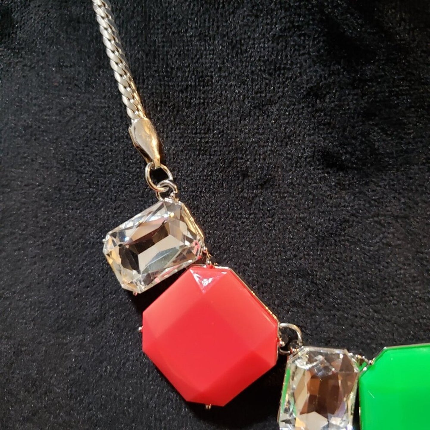 Womens Fashion Royal Crest Pink Green Bib Necklace Jewelry with Lobster Clasp