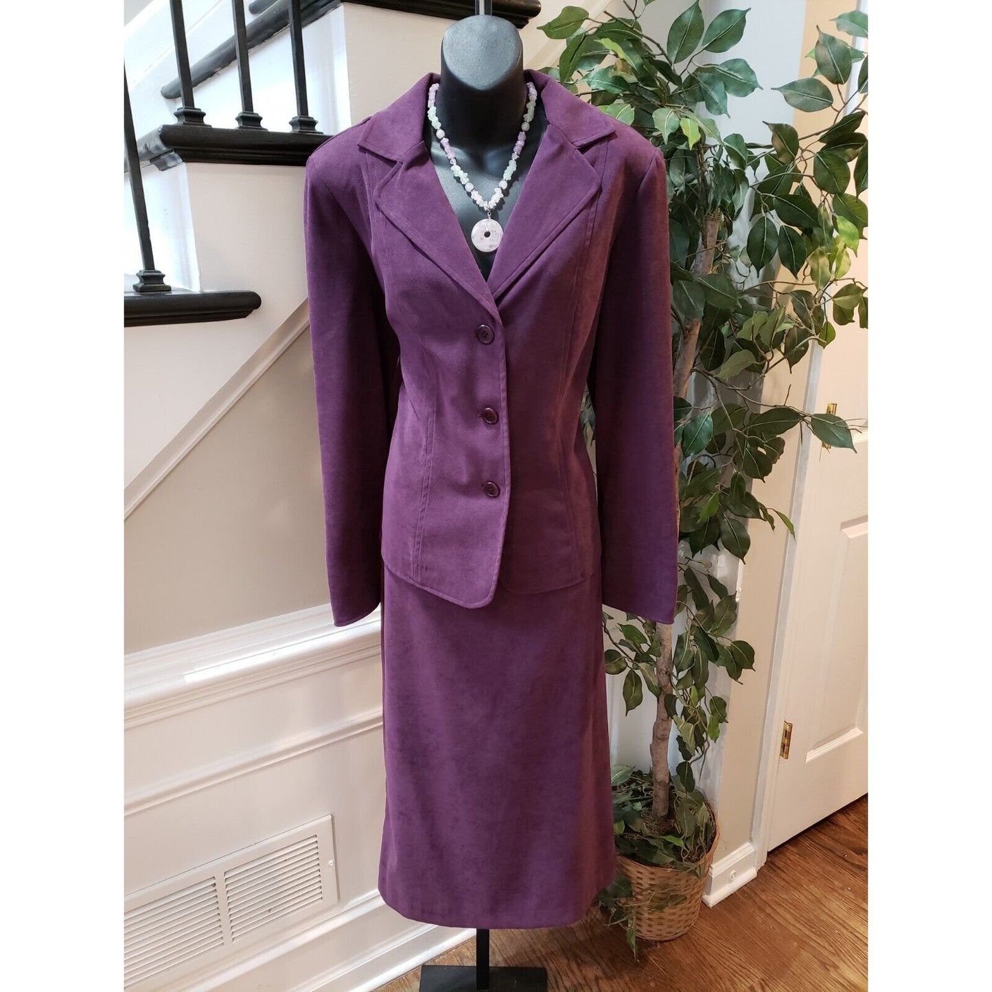 Harve Benard Women's Purple Solid Long Sleeve Blazer & Skirt 2 Piece Suit Large