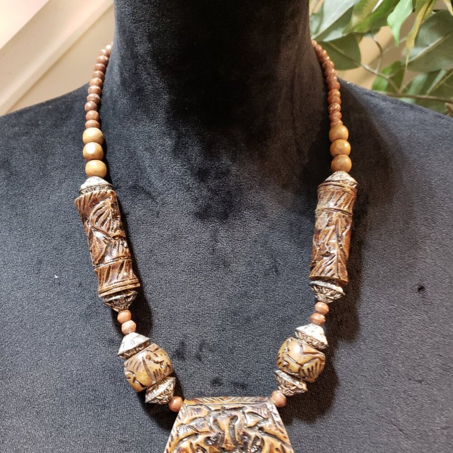 Womens Fashion Brown Wood Tibetan Agate Bead Pendant Necklace with Lobster Clasp