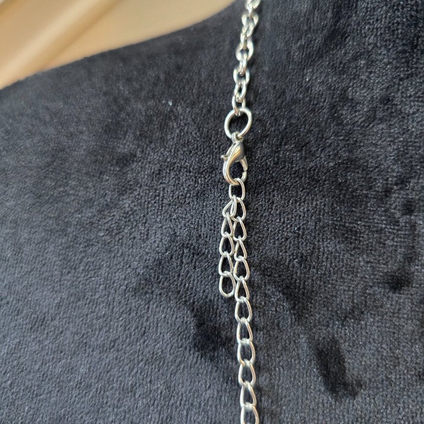 Womens Five Chunky Silver Frame by Frame Pendant Necklace with Lobster Clasp