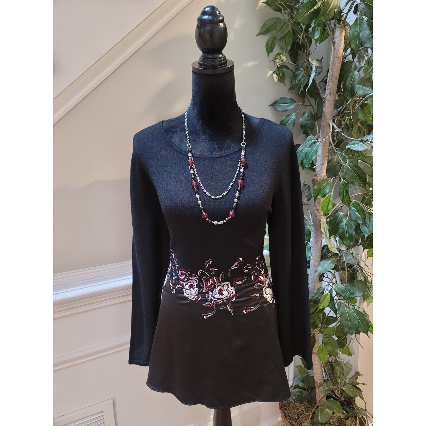 Alfani Sweater Women's Medium Black Floral Embroidered Long Sleeves Tunic