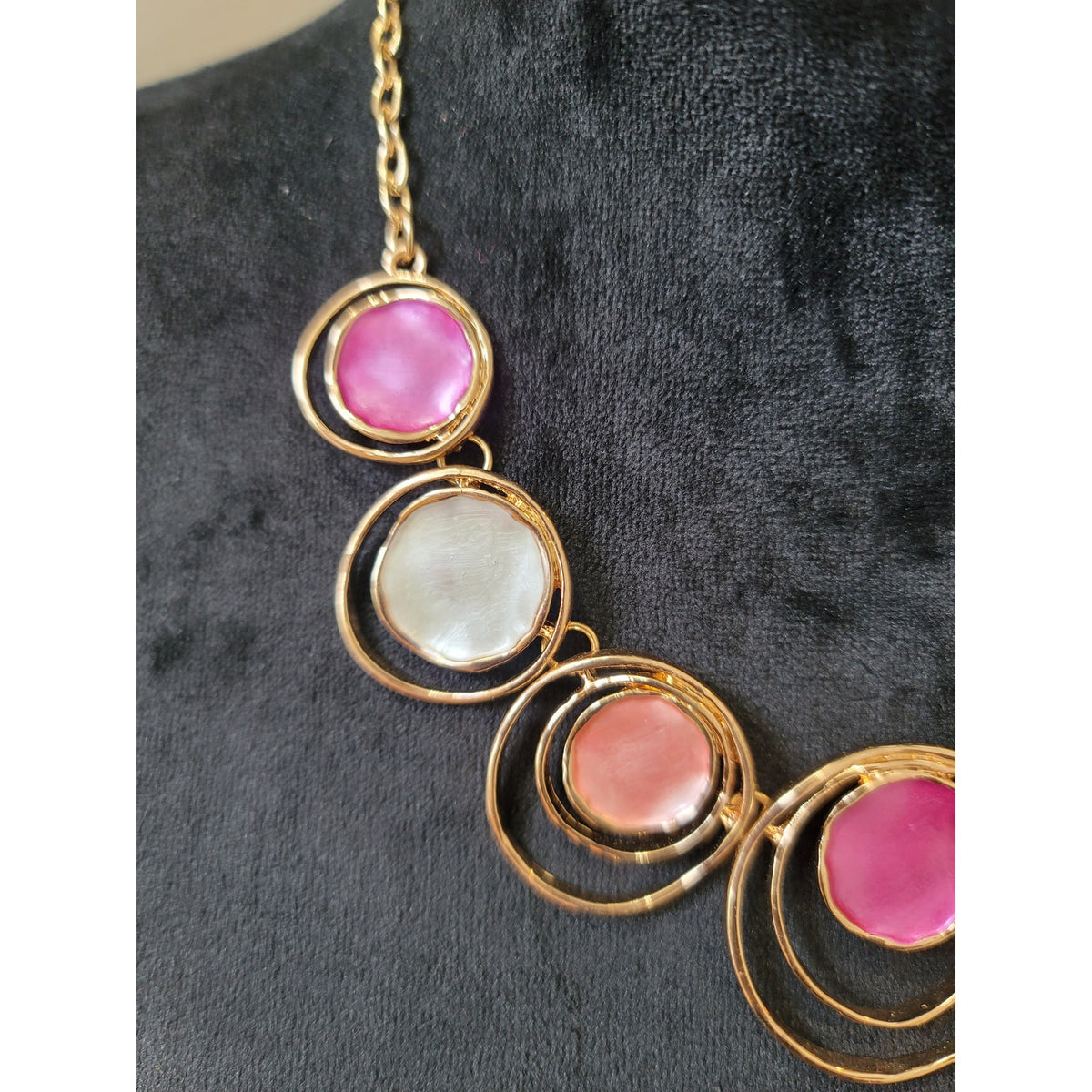 Women's Gold Chain Statement Necklace With Pink White And Peach Resin Circles