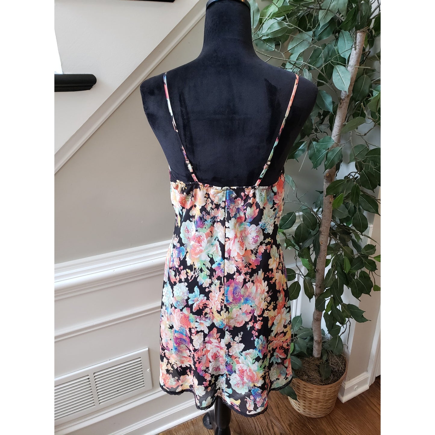 Mimi Chica Sheer Dress Womens Medium Black Floral Lined Ruffle Spaghetti Strap