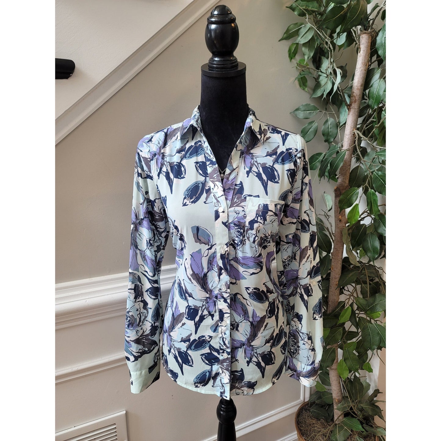 The Limited Button Up Blouse Women's Small Multicolor Floral Long Sleeve Stretch