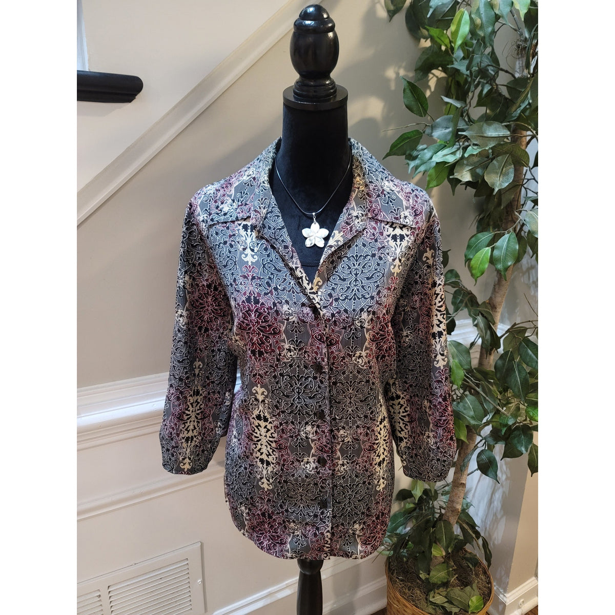 George Blouse Top Women's SZ 2X Multicolor Damask Button Up Collar Long Sleeves