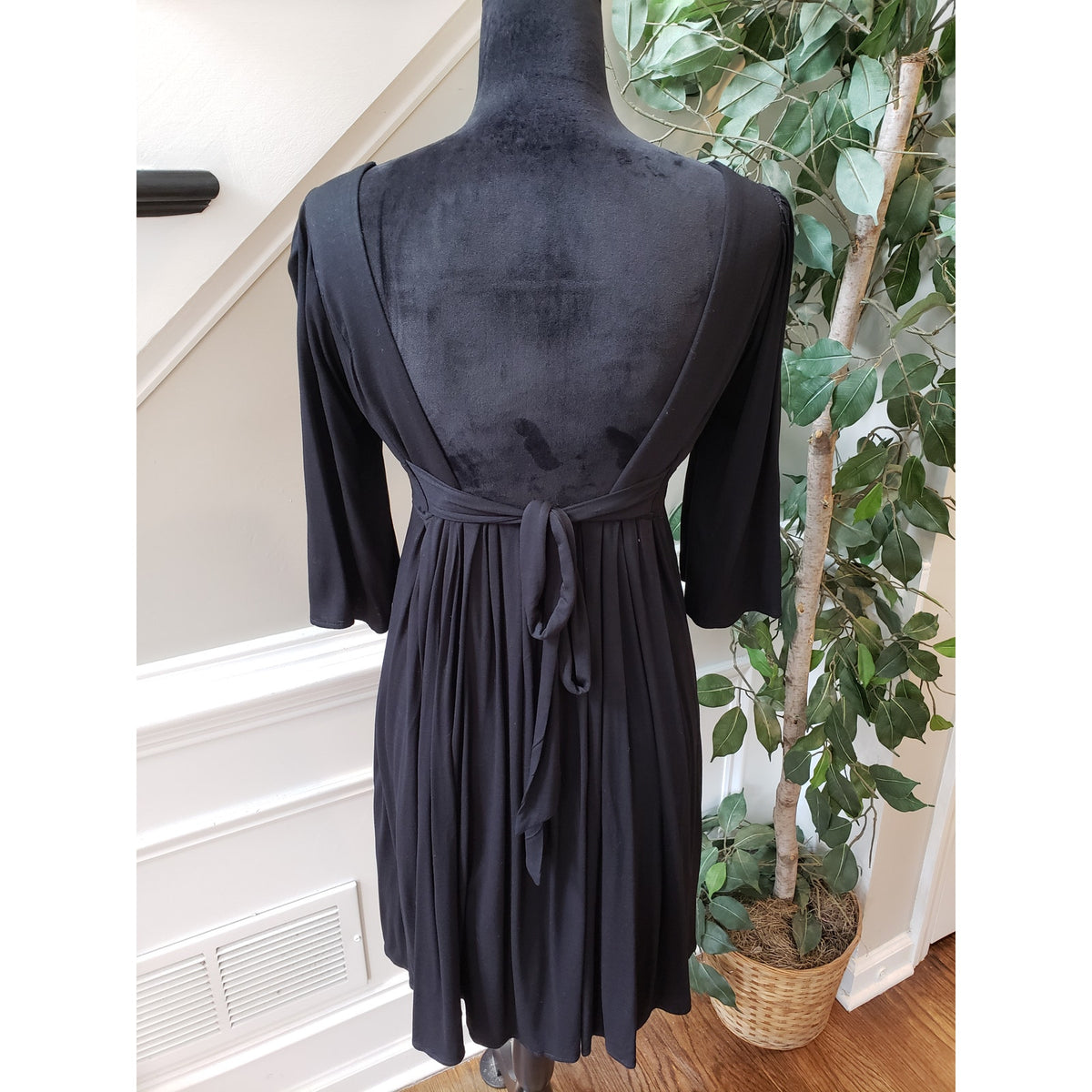Rubber Ducky Fit & Flare Dress Womens Medium Black Empire Waist Pleated Stretch