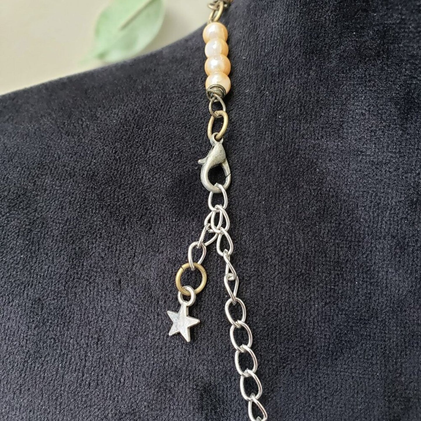 Women Yellow White Crystal Pearl Round Pendant Necklace Jewelry w/ Lobster Clasp