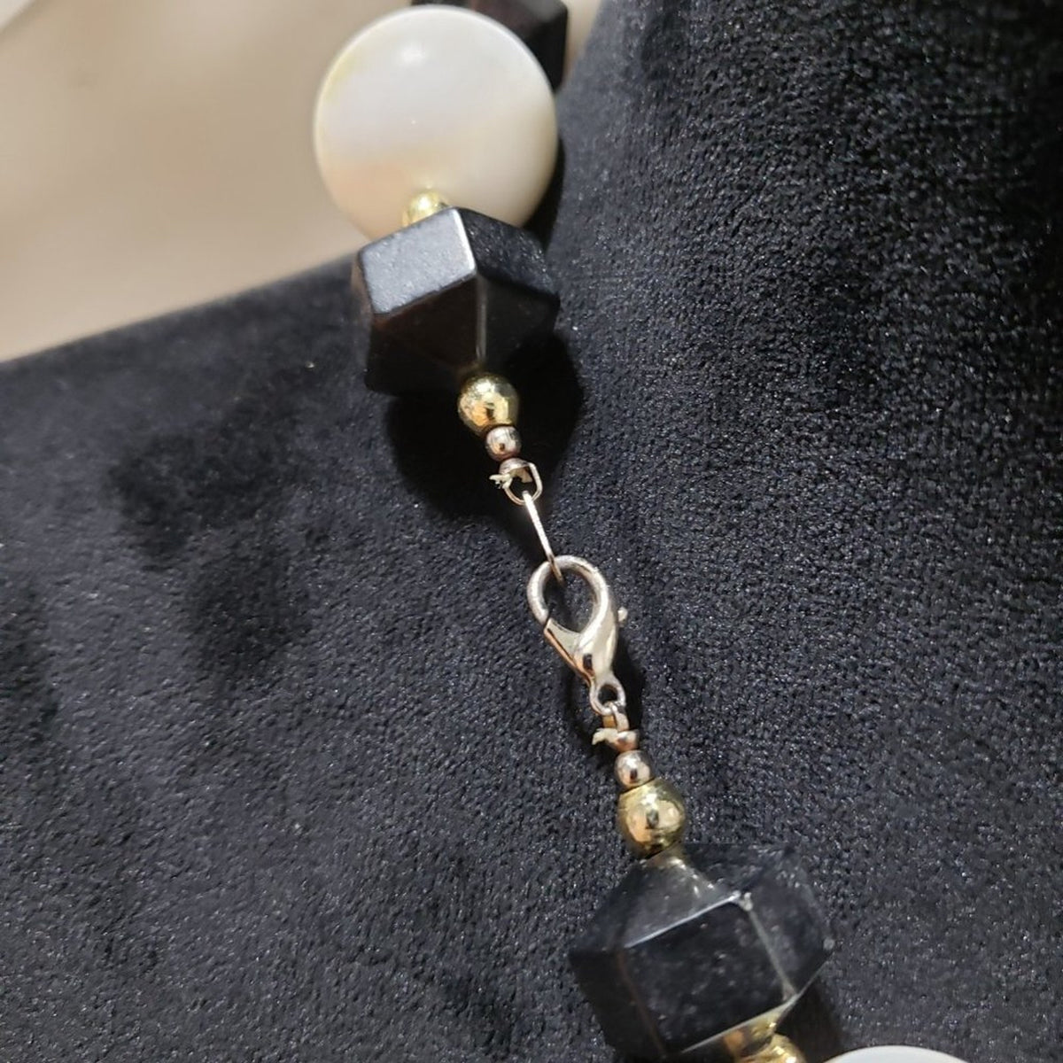 Womens Fashion Black Stone Freshwater Pearl Beaded Necklace with Lobster Clasp