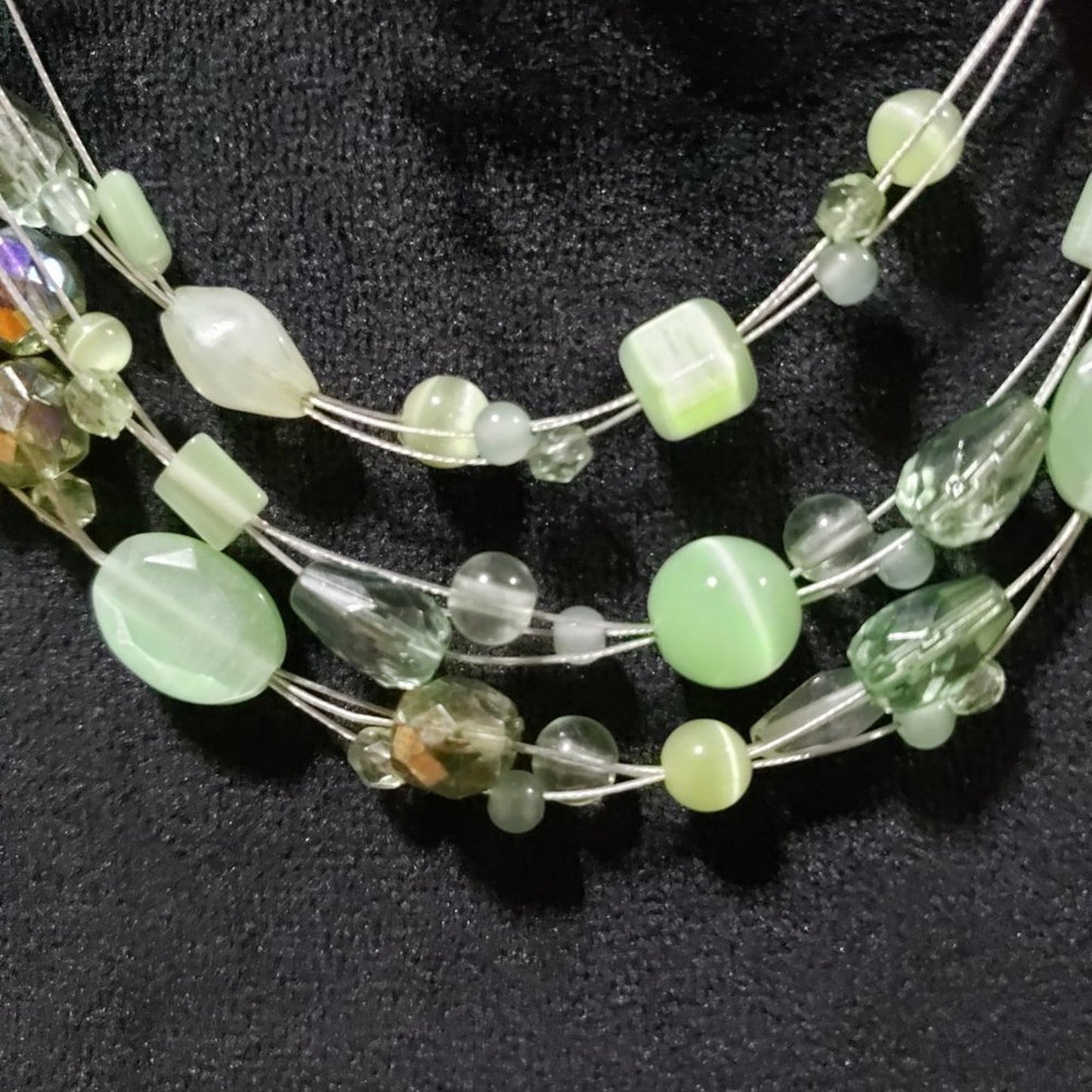 Women Fashion Multi-Layered Clear Glass Beads Collar Necklace with Lobster Clasp