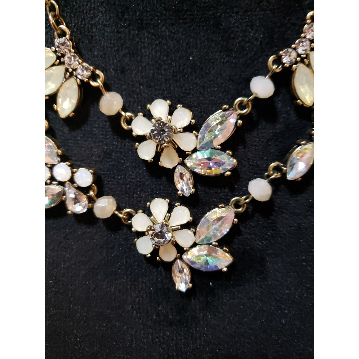 Womens Two Layer Floral Gold Tone Rhinestone Faux Pearl Collar Elegant Necklace
