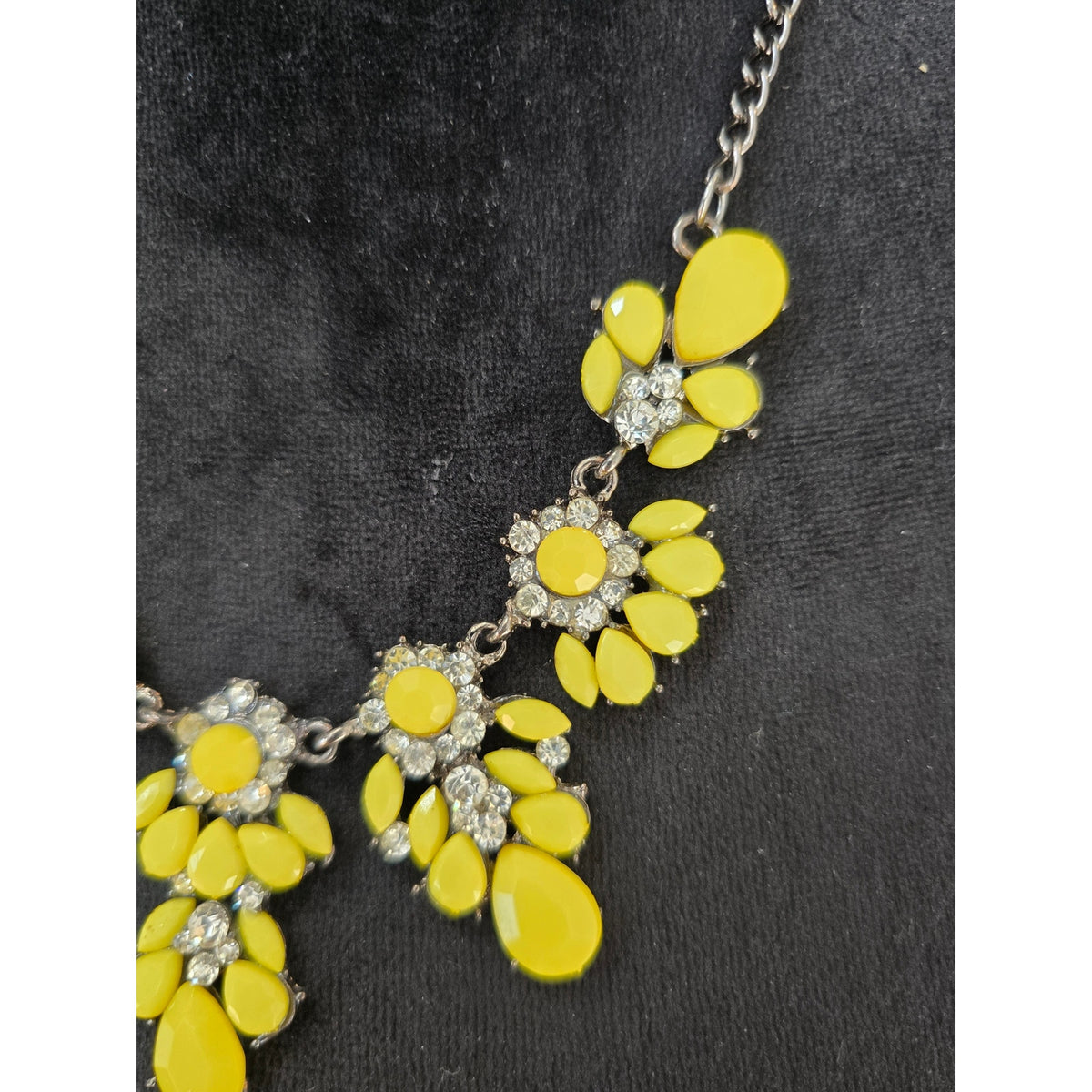 Yellow Teardrop Rhinestone Floral Bib Statement Necklace Silver Tone Jewelry