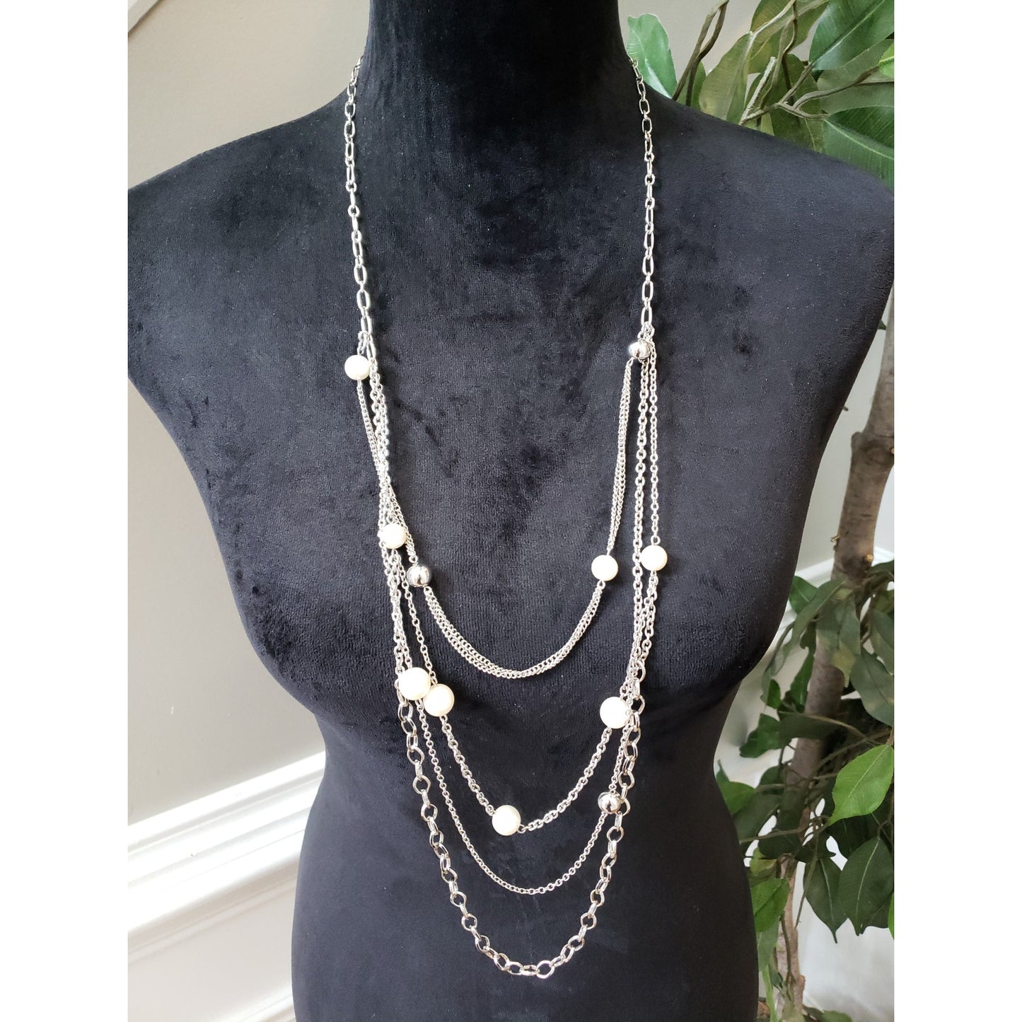 Women's Multi-Layer Silver Tone Pearl Beaded Chain Necklace Elegant Statement