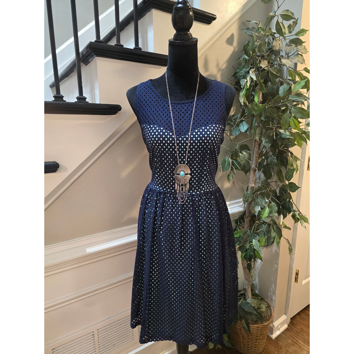 Maurices A-Line Dress Womens SZ 13/14 Blue Back Keyhole Pleated Lined Round Neck