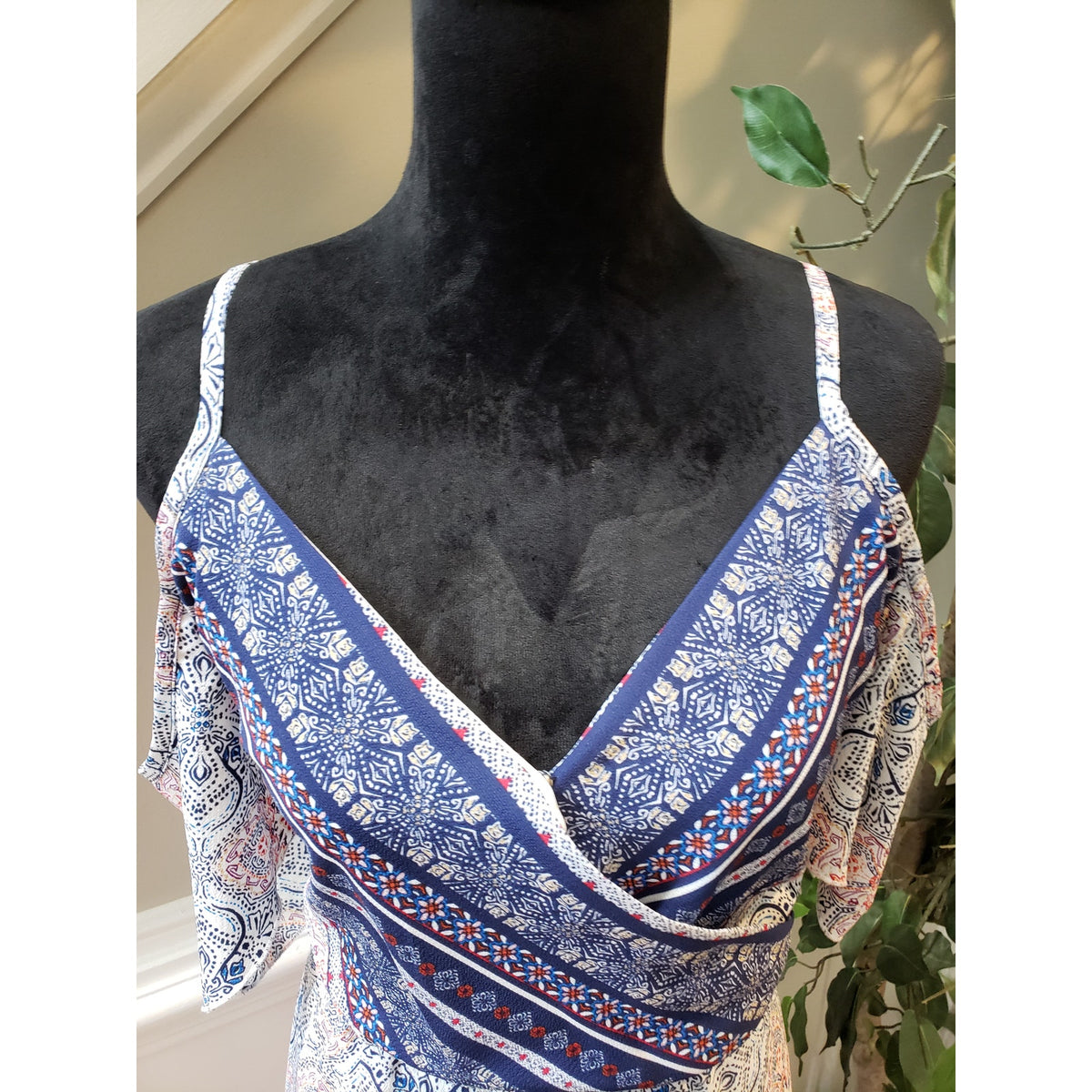Maurices Dress Women Size X-L Blue Pink Boho Cold Shoulder Wrap Belted
