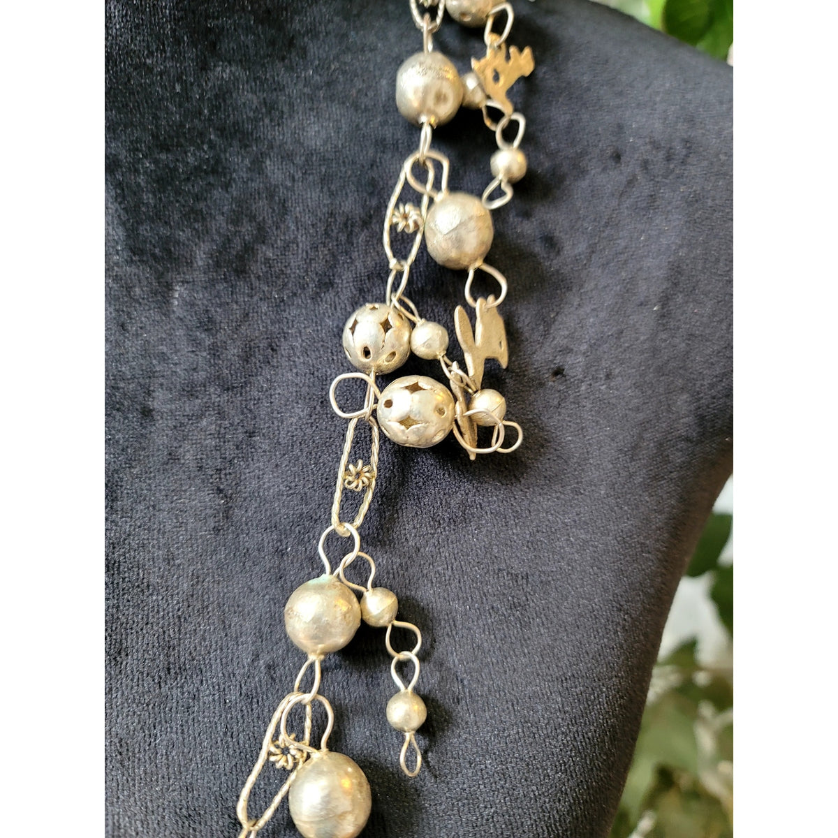 Vintage Style Pearl & Gold Tone Charm Necklace Layered Boho Statement Jewelry