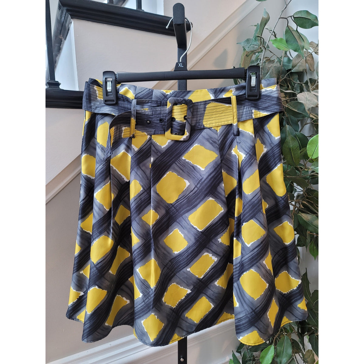 The Limited Belted Skirt Women's Small Yellow/Gray Brushstroke Plaid Pleated