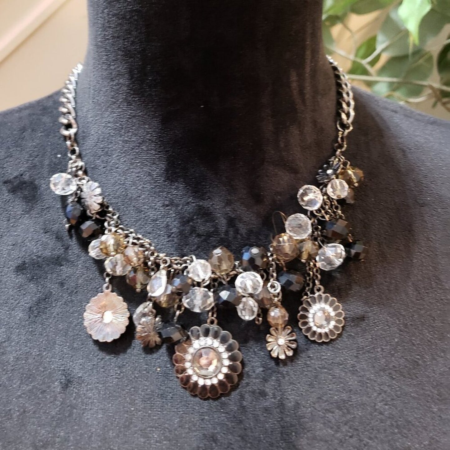 Womens Fashion Black Clear Crystal Silver Tone Chain Necklace with Lobster Clasp