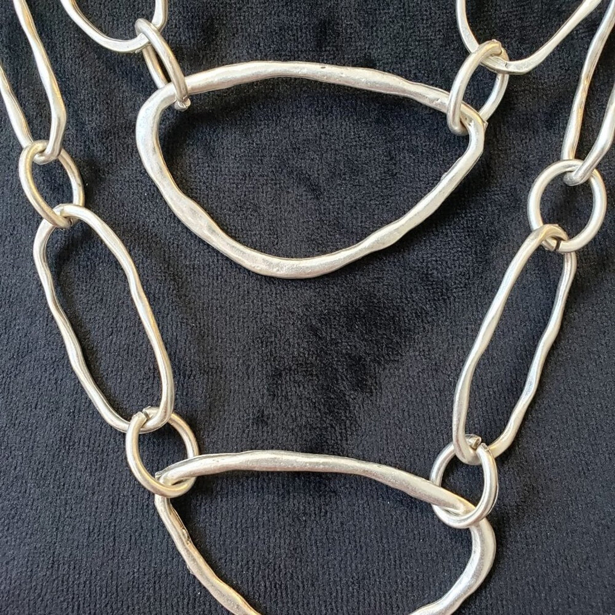Womens Silver Tone Modernist BUBBLE UP Big Hammered Necklace with Lobster Clasp