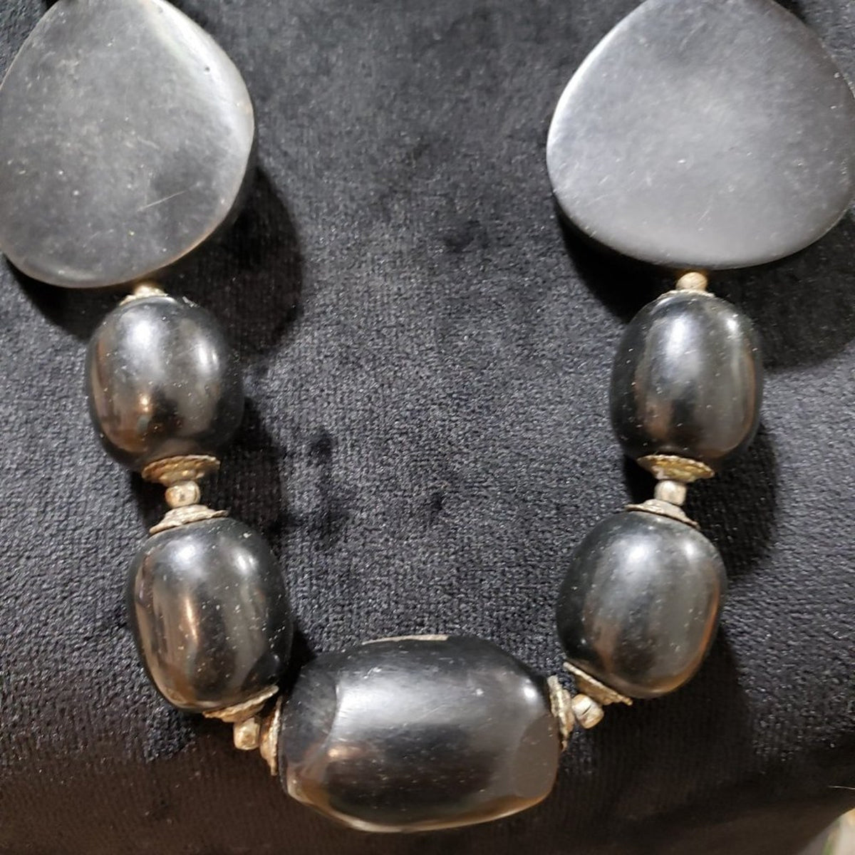 Womens Fashion Chunky Black Mottled Ceramic Beaded Collar Necklace w/ Hook & Eye