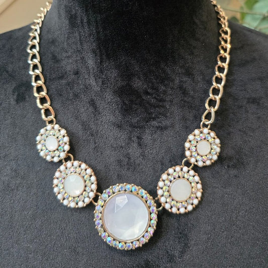 Womens Gold Tone White Flowy Acrylic Stone Borealis Rhinestone Necklace Jewelry