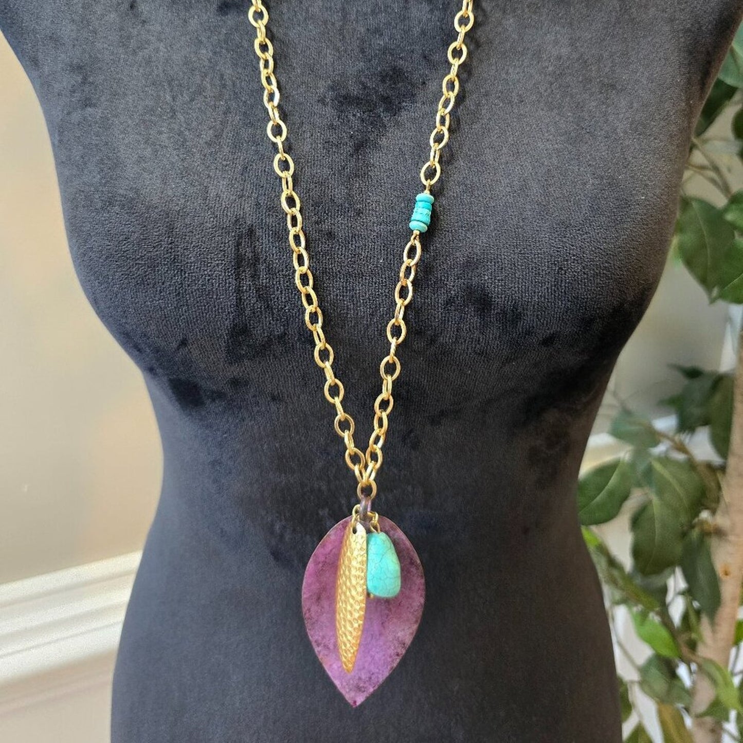 Chico's Green Turquoise Purple Opal Leaf Pendant Necklace w/ Lobster Clasp