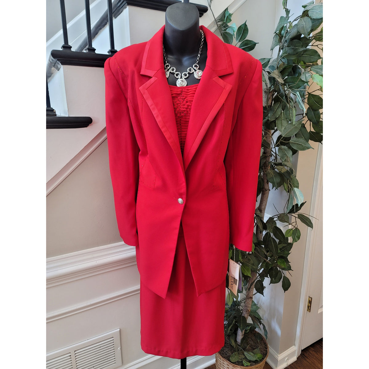 St Anthony Skirt Suit Women SZ 16W Red Rhinestone Long Sleeve Blazer Fully Lined