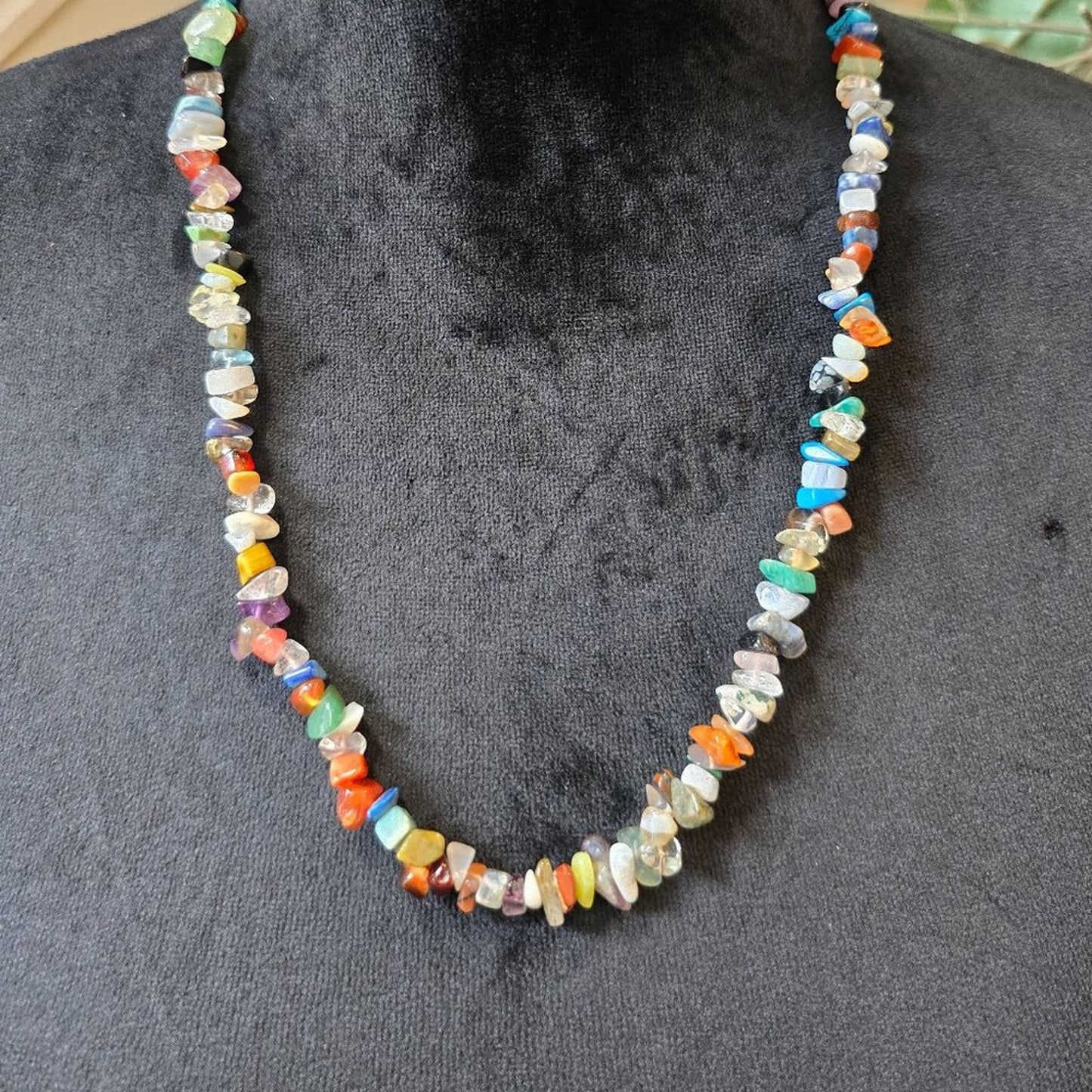 Womens Assorted Gemstone Chip Beaded Single Strand Collar Necklace Lobster Clasp