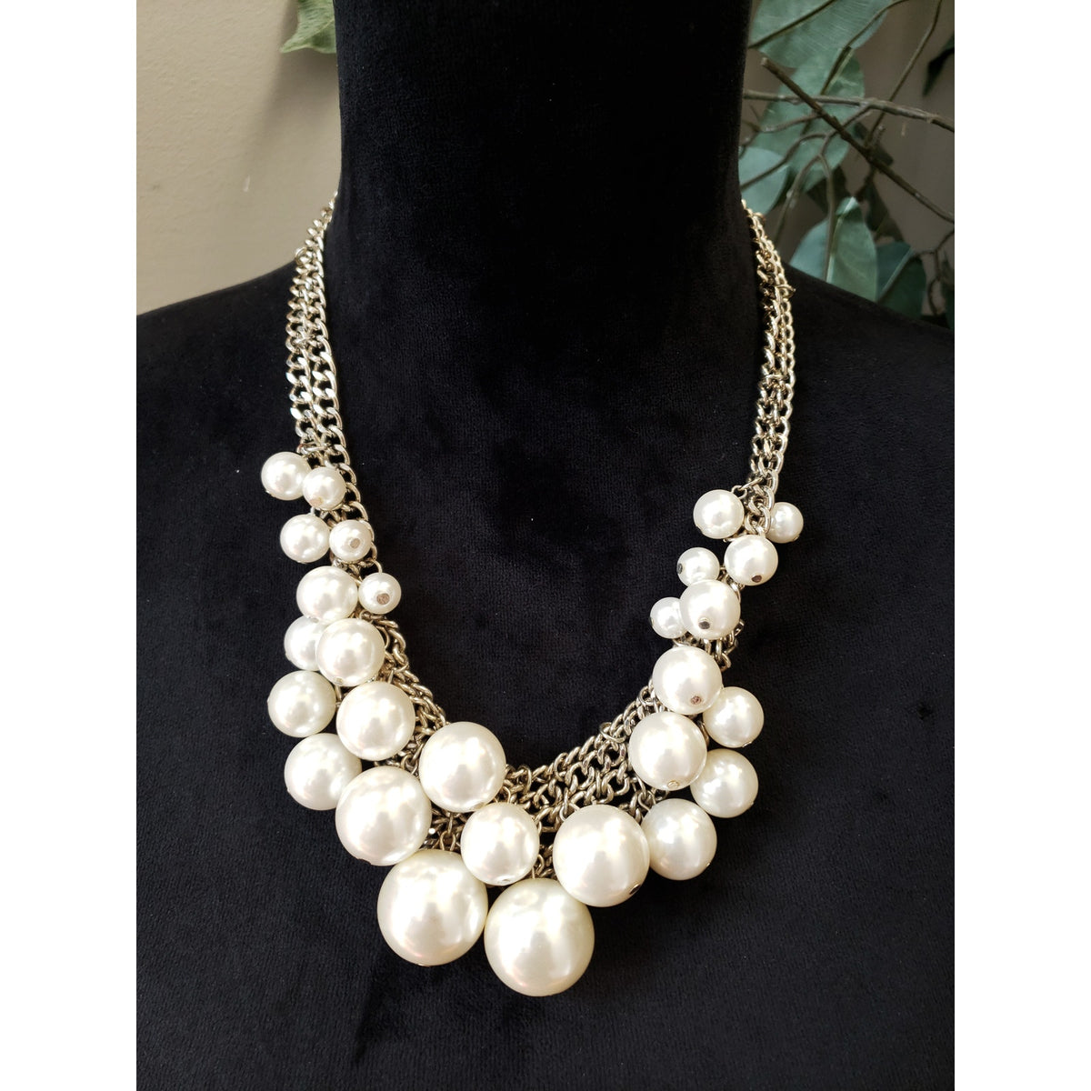 Womens Ivory Faux Pearls Cluster with Double Curb Chains Bib Statement Necklace