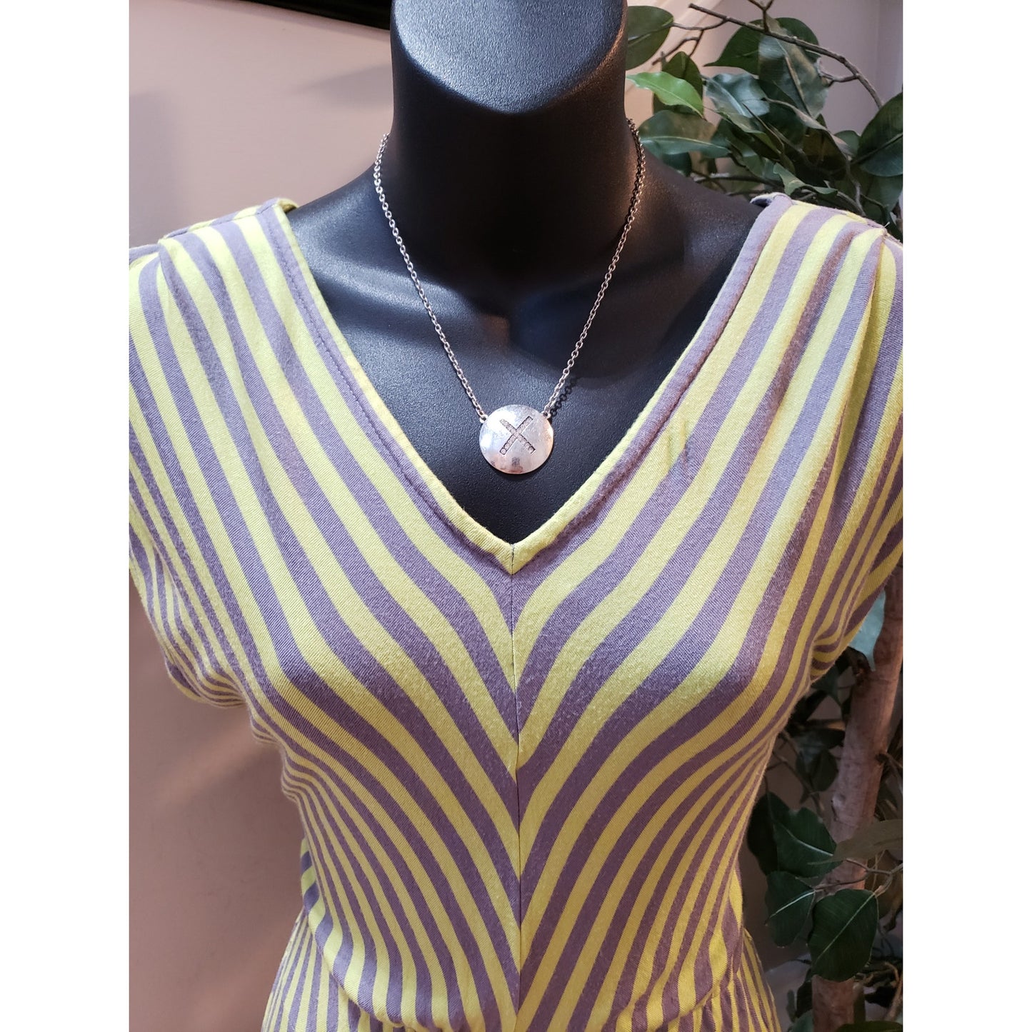 Mossimo Long Maxi Dress Womens XS Green Gray Striped Stretch Rayon Summer V Neck