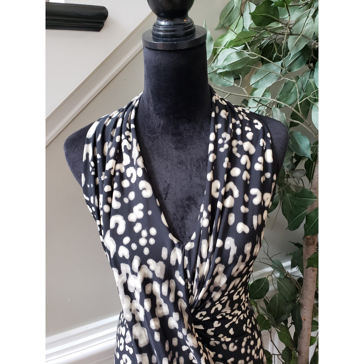 Donna Morgan Fit & Flare Dress Womens 12 Black White Leopard Stretch Sleeveless