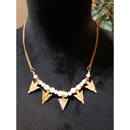 Womens Gold Tone Round White Pearl Beaded Collar Necklace