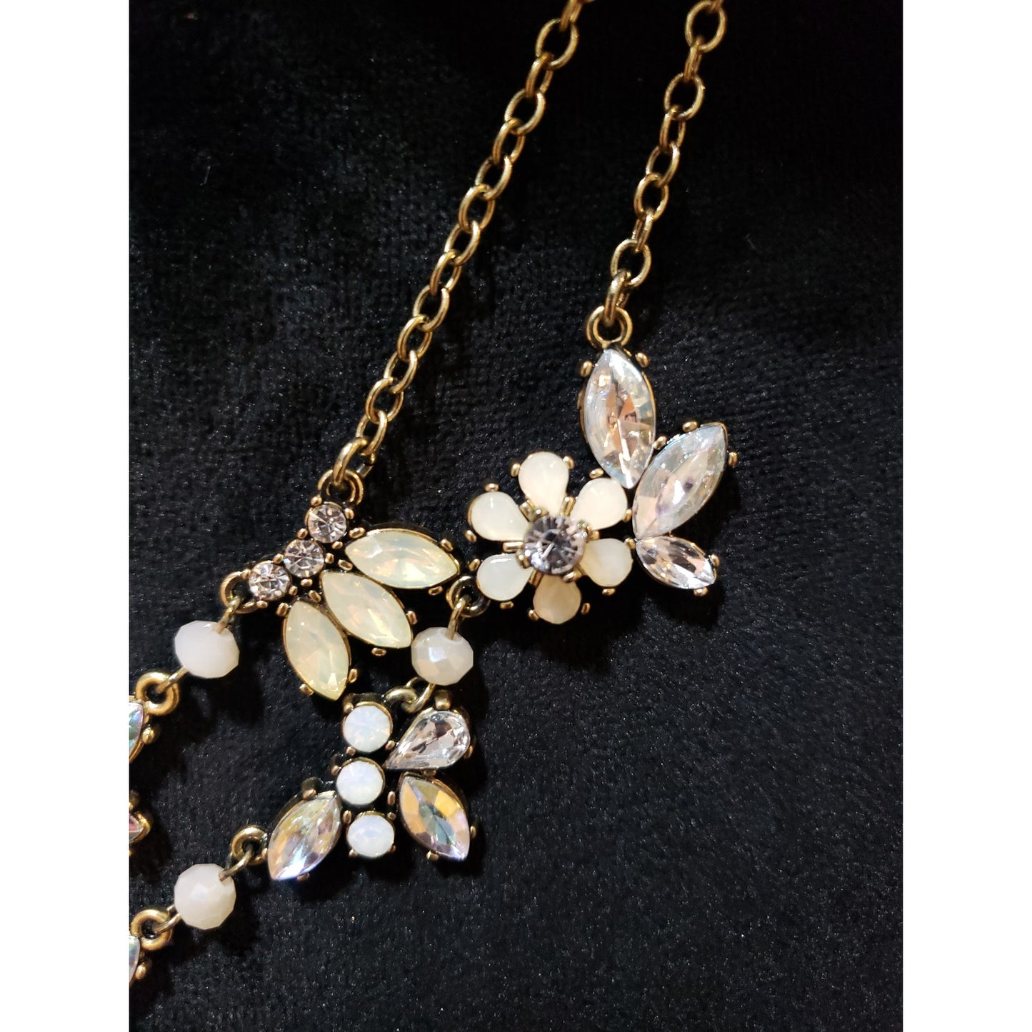 Womens Two Layer Floral Gold Tone Rhinestone Faux Pearl Collar Elegant Necklace