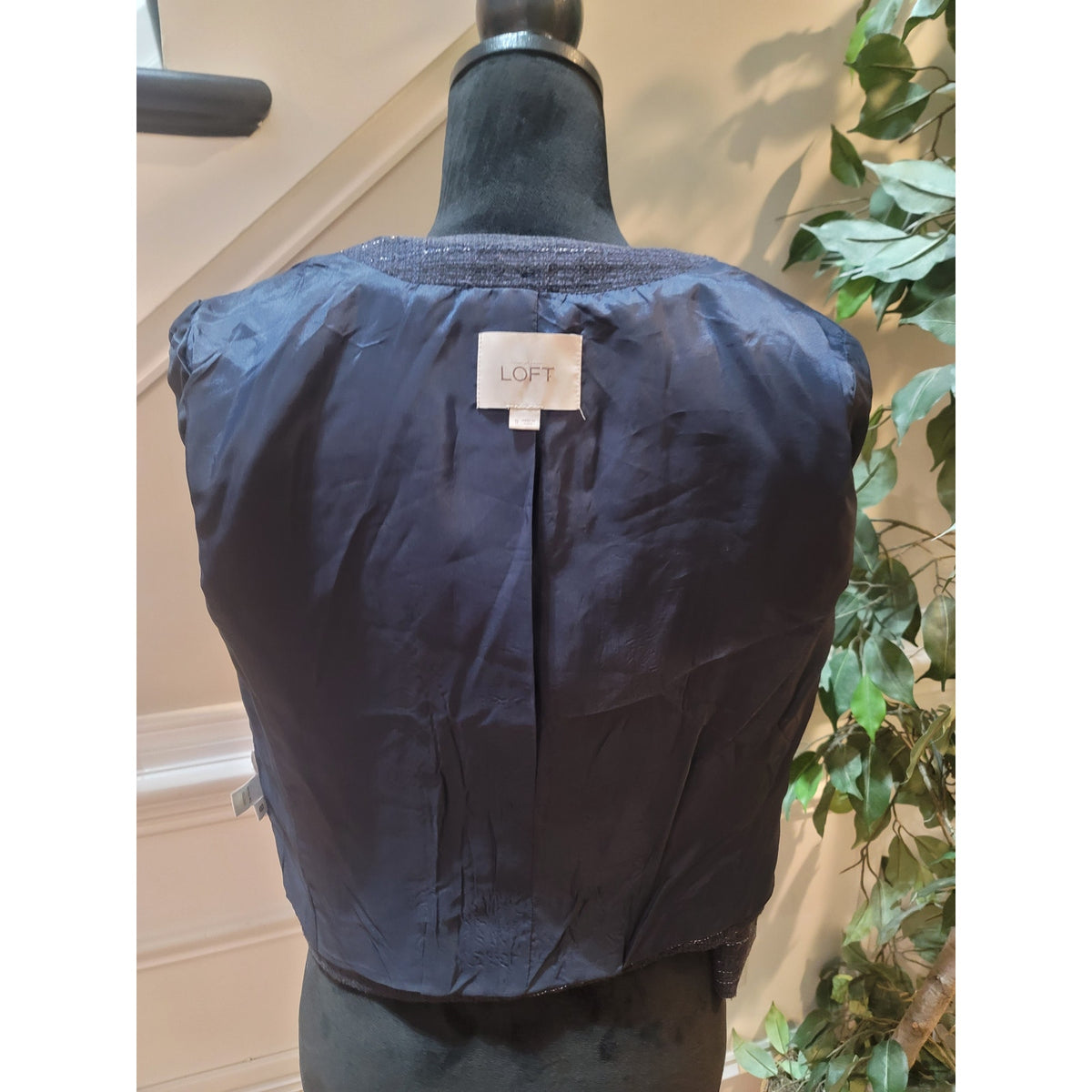 Loft Ann Taylor Blazer Jacket Women's SZ 8 Navy Blue Studded Frayed Faux Pockets