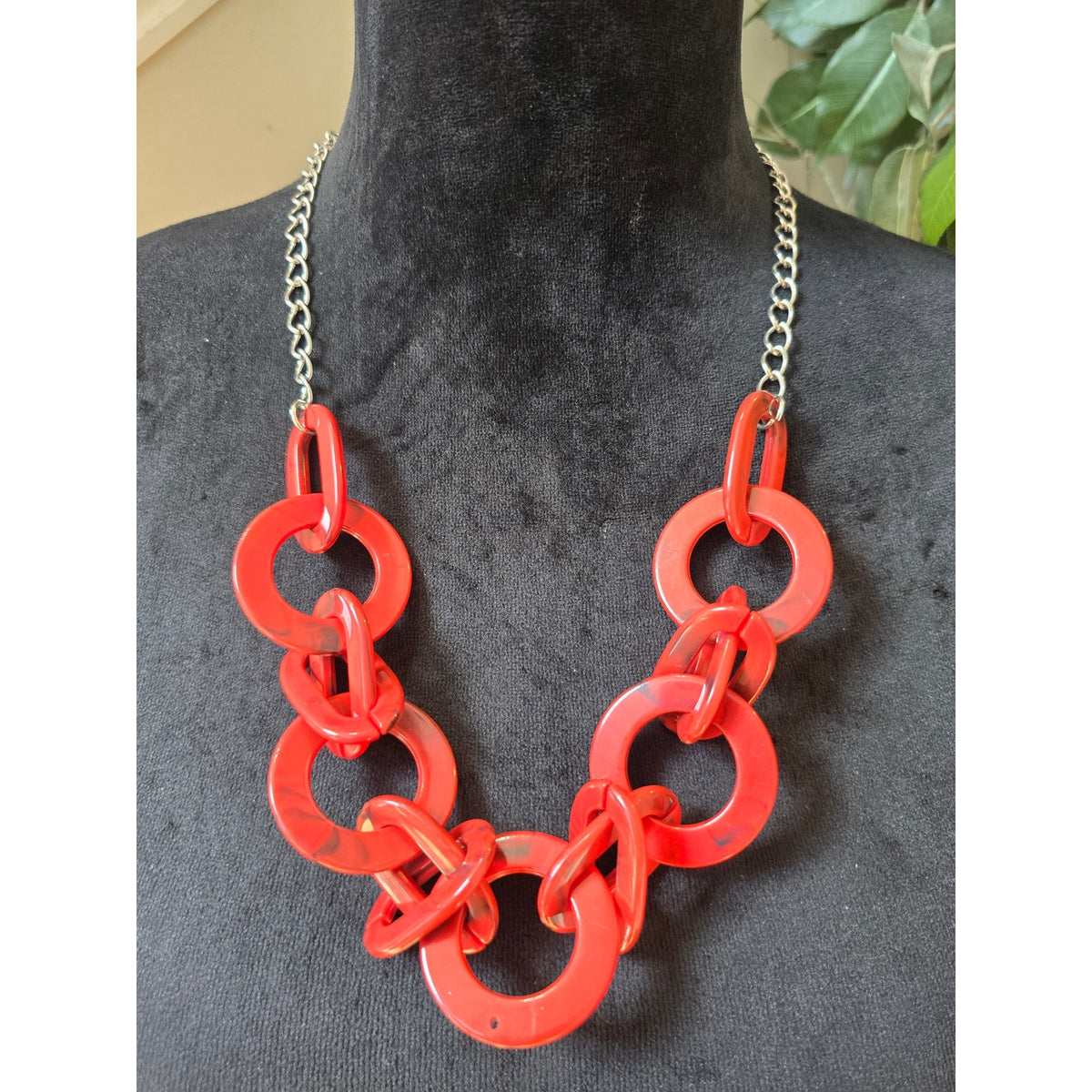 Red Orange Chunky Acrylic Link Chain Statement Necklace Silver Tone Fashion