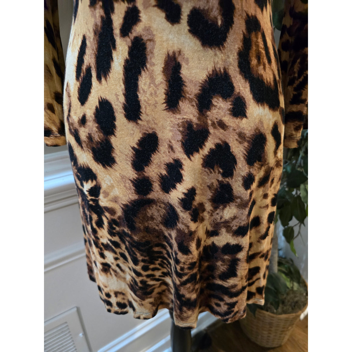 Debbie Katz Leopard Print Dress Women's Medium Brown Black V-Neck Long Sleeves