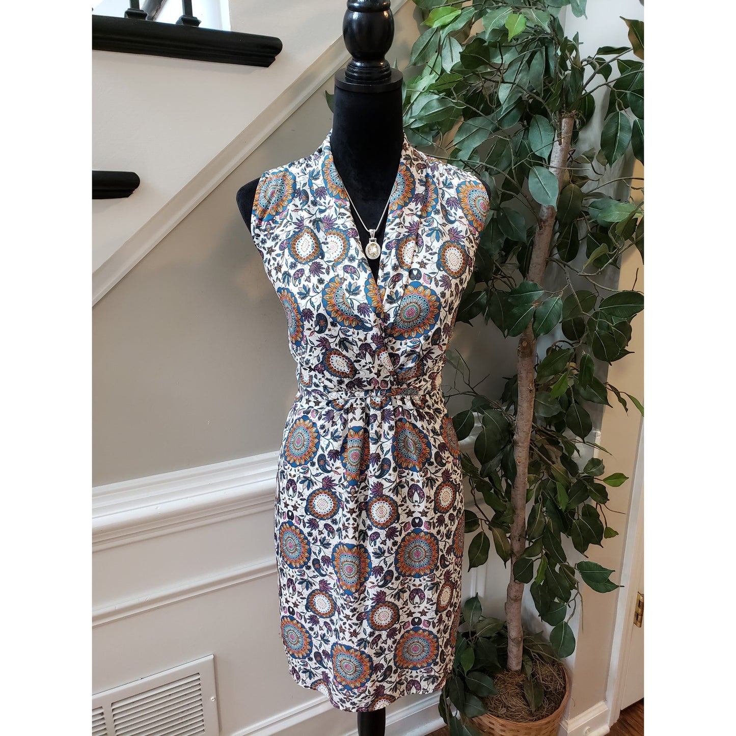 19 Cooper Fit & Flared Dress Women's XL Multi Geo Print Lined Pleated V Neck