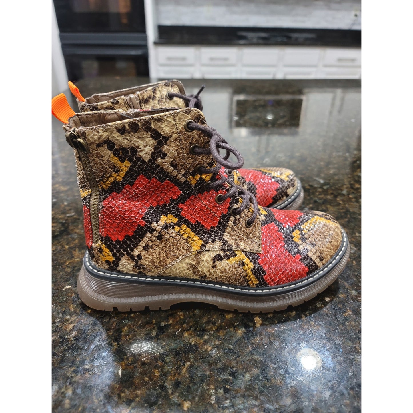 Jellypop Combat Boots Womens Size 8 Multi Snakeskin Leather Round Toe Lace Up